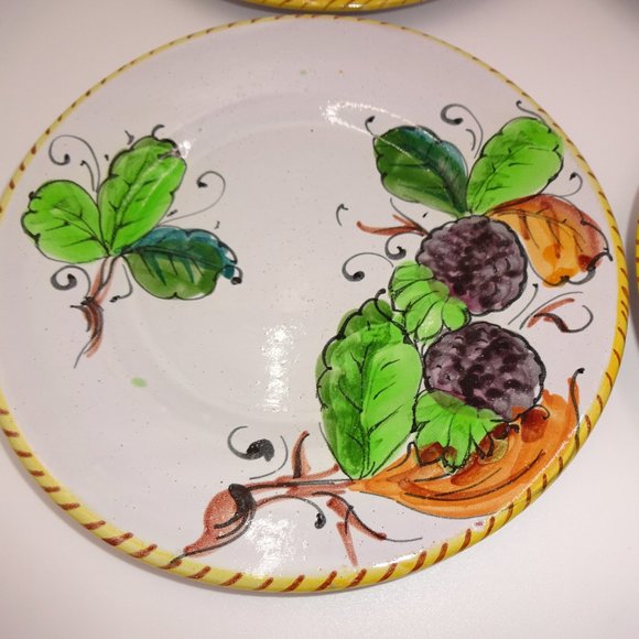 4 Vintage Italian Plates 7" Fruit Berries Grey Yellow Set MBD Italy - Picture 3 of 7
